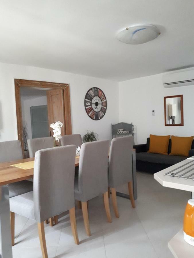 Apartments Gorinka บัชกา ภายนอก รูปภาพ